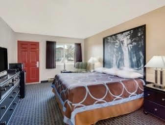 Super 8 By Wyndham Hotel Alturas